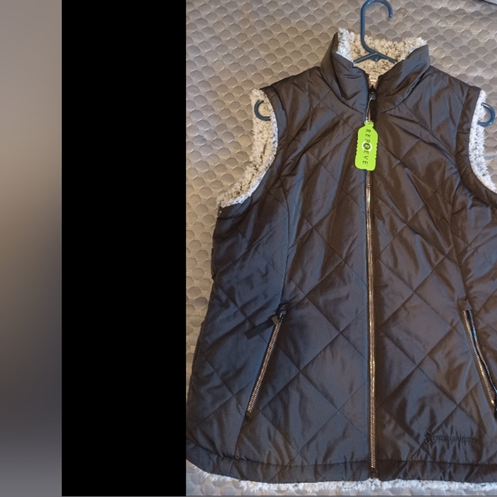 Free country reversible vest